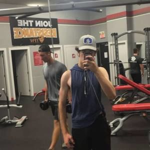 Meet your Posher, Carter